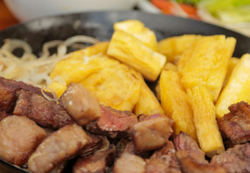 Picanha com Mandioca